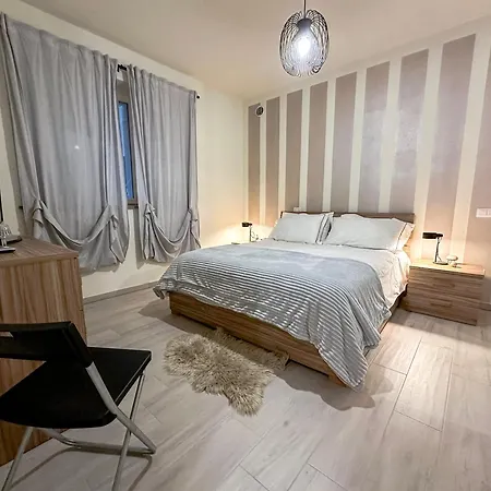 Apartment La Rosa Dei Venti Con Parcheggio E Ampio Giardino In Centro