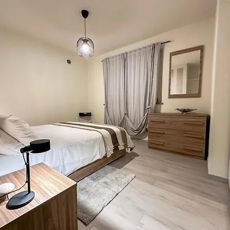 La Rosa Dei Venti Con Parcheggio E Ampio Giardino In Centro Apartment